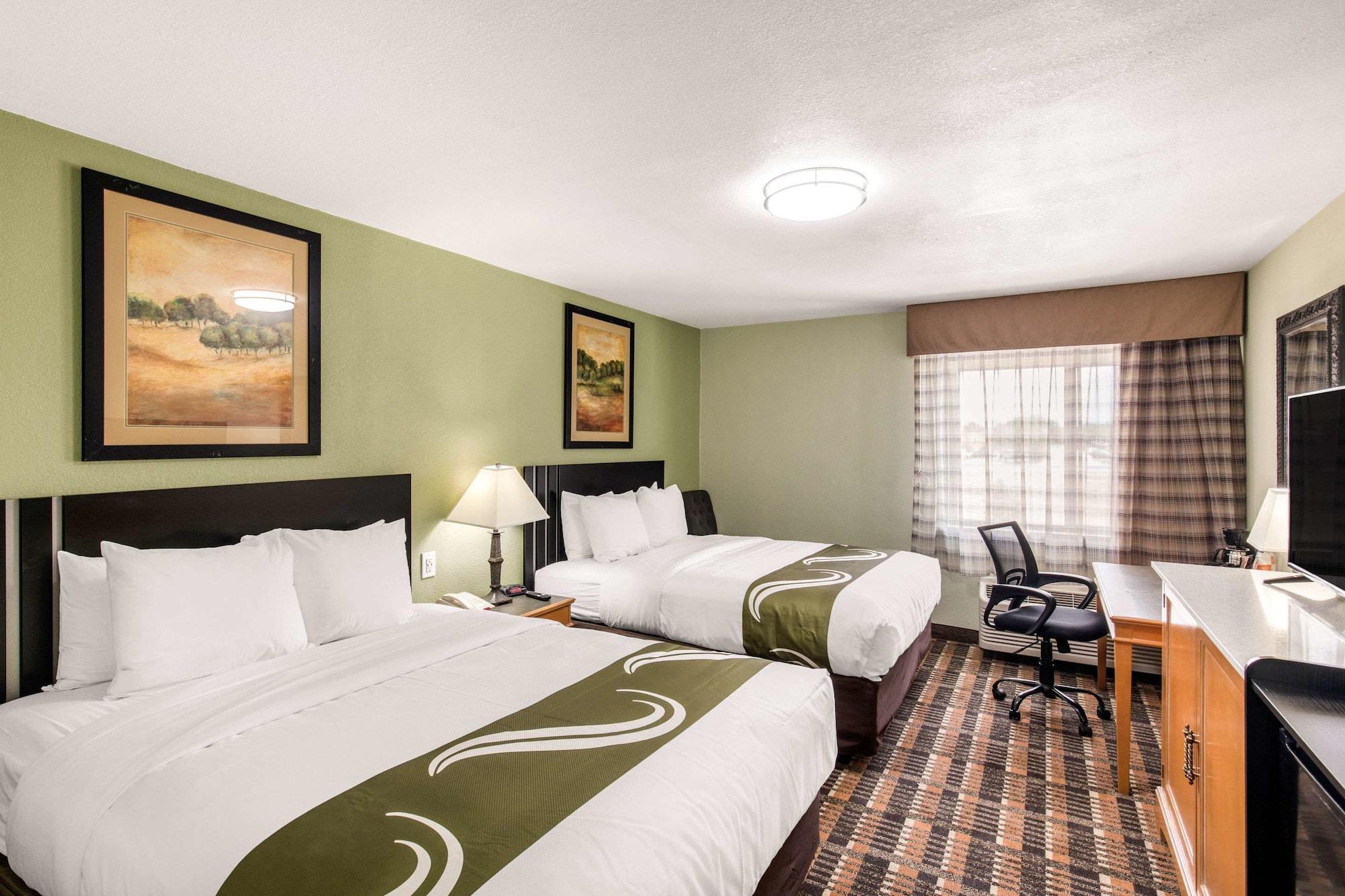 Quality Inn & Suites Plano East - Richardson Exterior photo