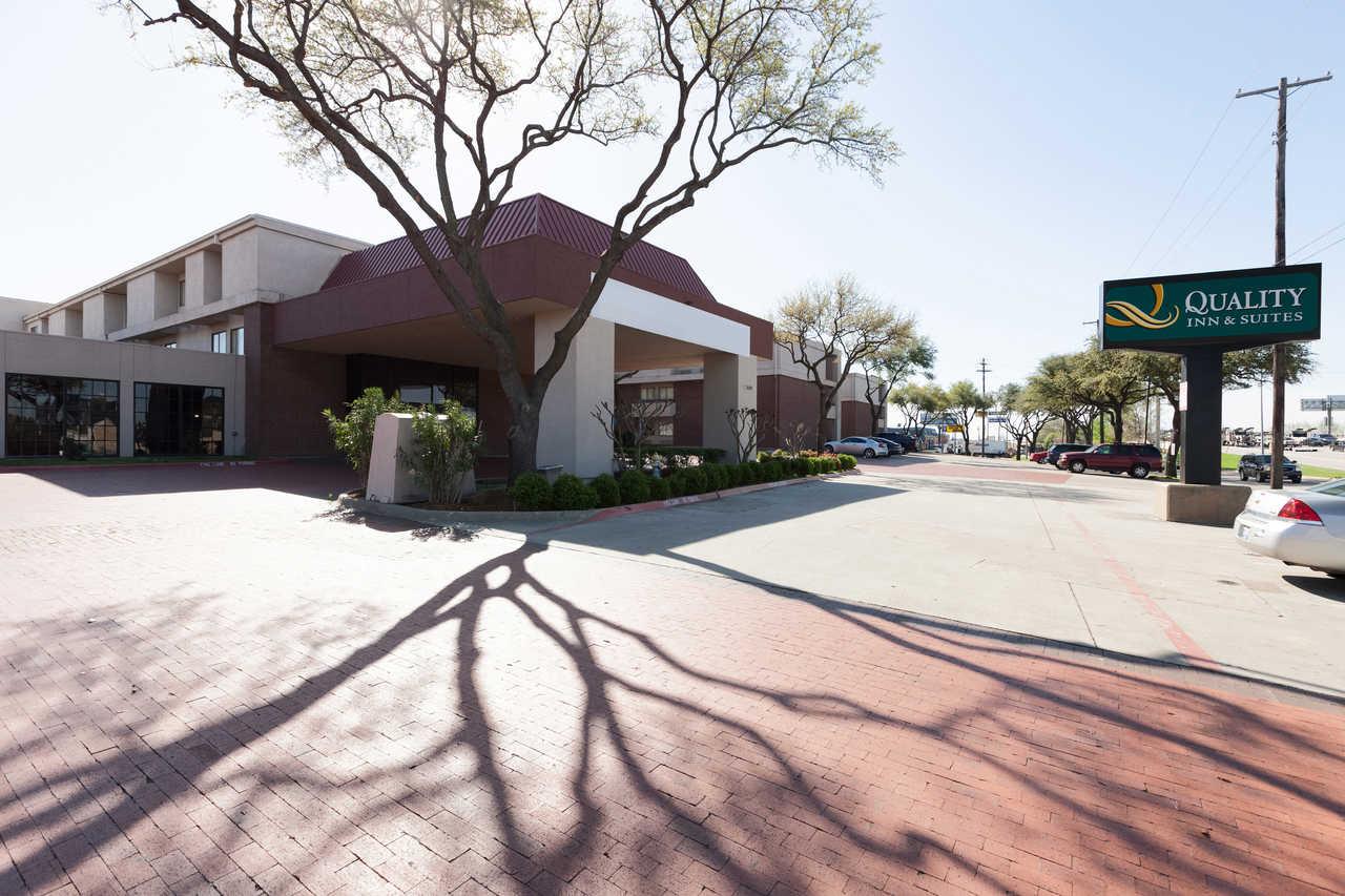 Quality Inn & Suites Plano East - Richardson Exterior photo