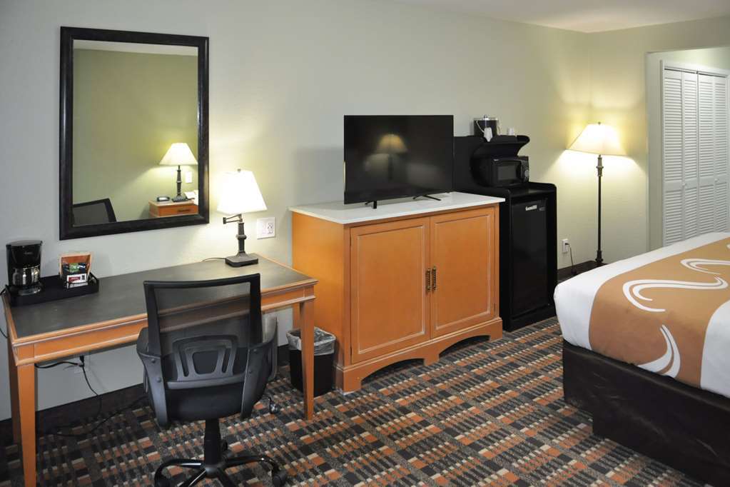 Quality Inn & Suites Plano East - Richardson Room photo