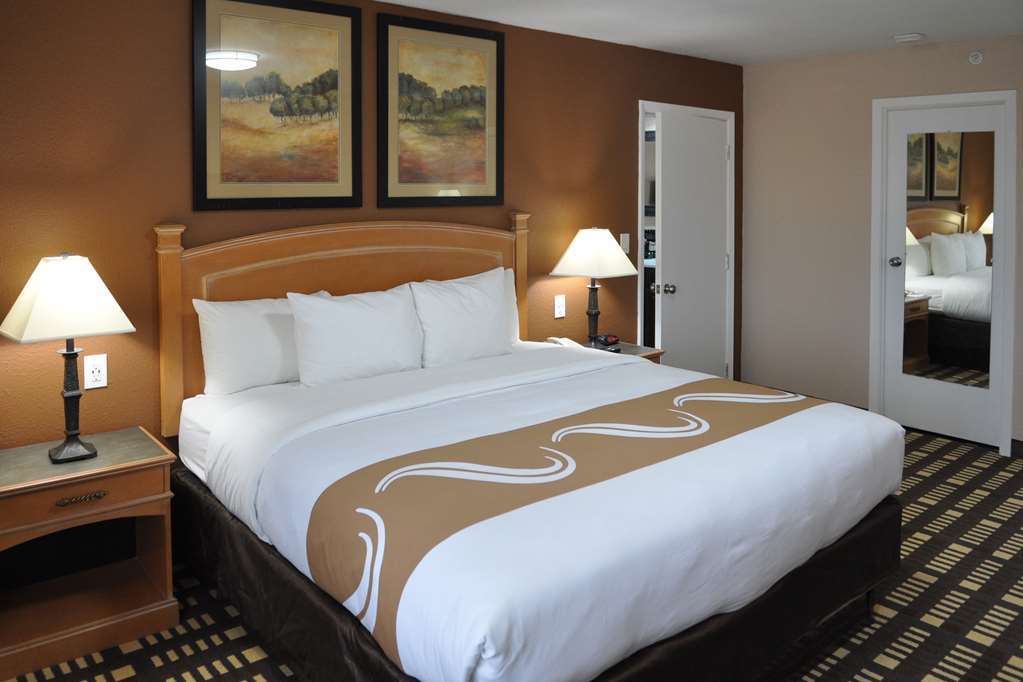 Quality Inn & Suites Plano East - Richardson Room photo